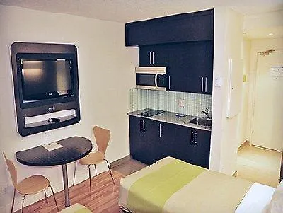 Studio 6 Downtown Toronto